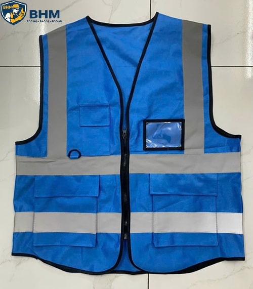 ao-khoac-phan-quang